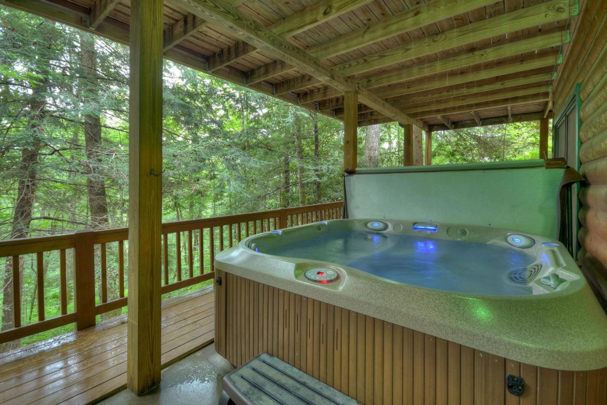 K6 Lodge Gather Around The Firepit Soak In The Hot Tub And Splash In The Creek ブルーリッジ山脈 エクステリア 写真