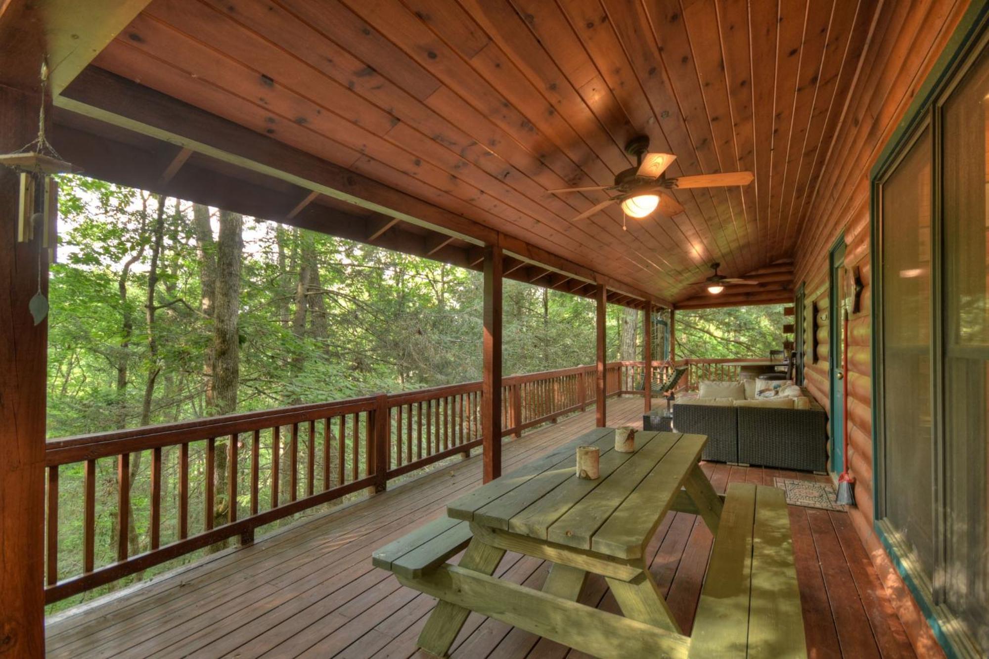 K6 Lodge Gather Around The Firepit Soak In The Hot Tub And Splash In The Creek ブルーリッジ山脈 エクステリア 写真