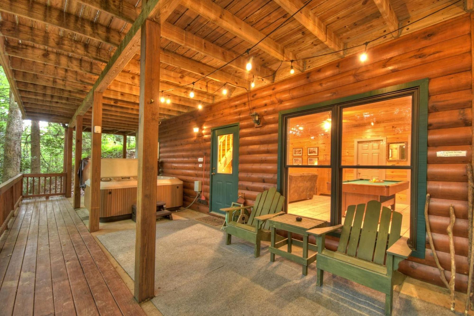 K6 Lodge Gather Around The Firepit Soak In The Hot Tub And Splash In The Creek ブルーリッジ山脈 エクステリア 写真